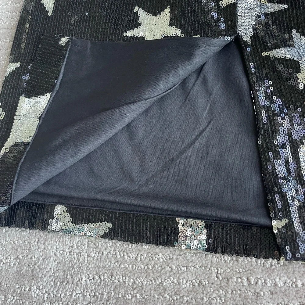 Black and Silver Moons and Stars Sequin Skirt - Picture 6 of 6